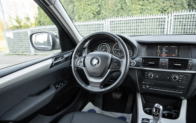 BMW X3 cena 49900 przebieg: 301645, rok produkcji 2013 z Pionki małe 232